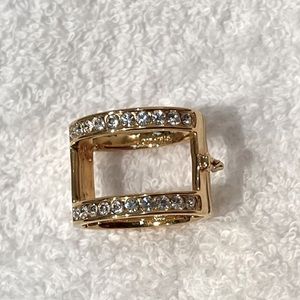 Joan Rivers Scarf Holder.